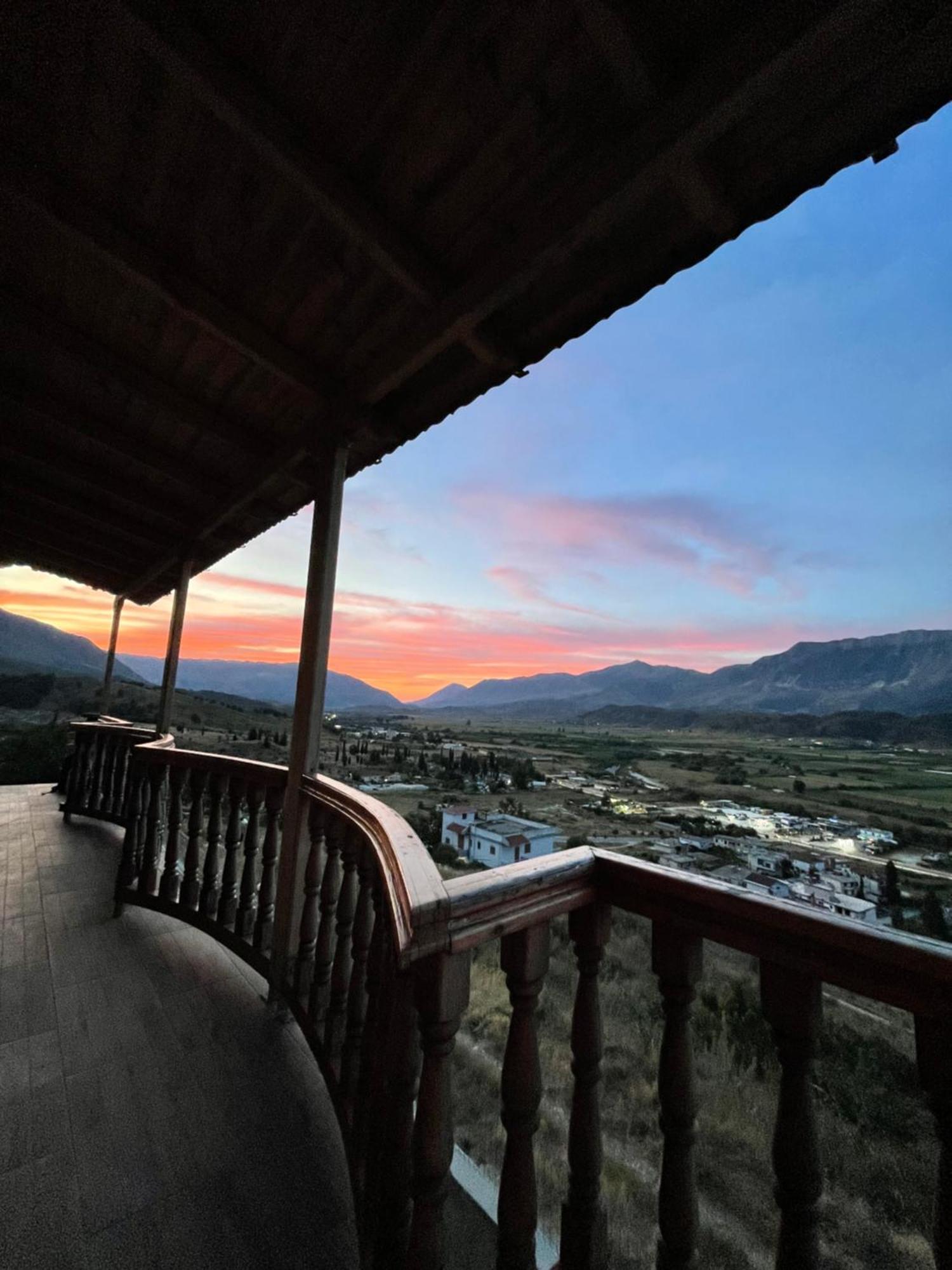Elsa'S Villa Gjirokastër Екстериор снимка