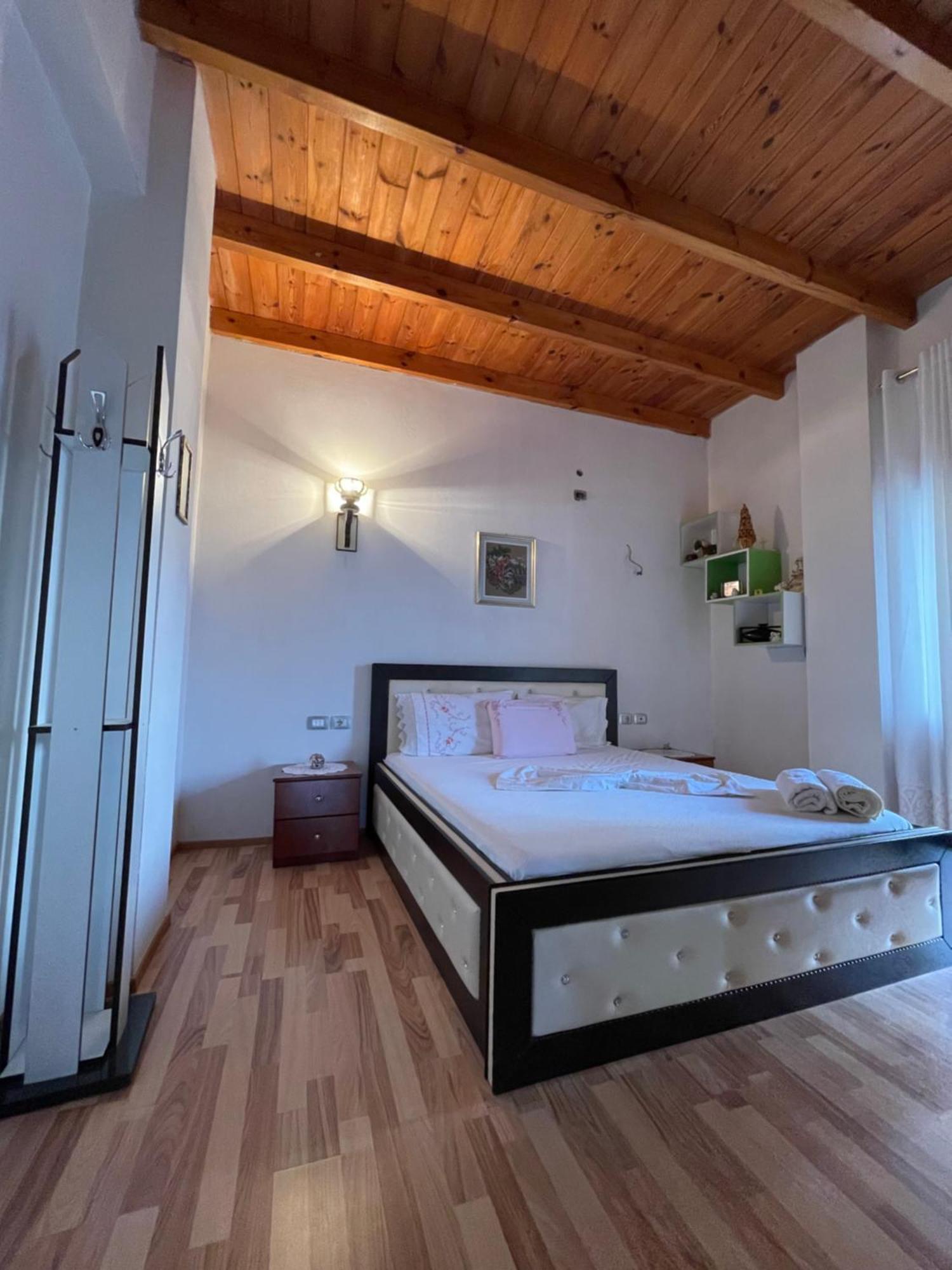 Elsa'S Villa Gjirokastër Екстериор снимка