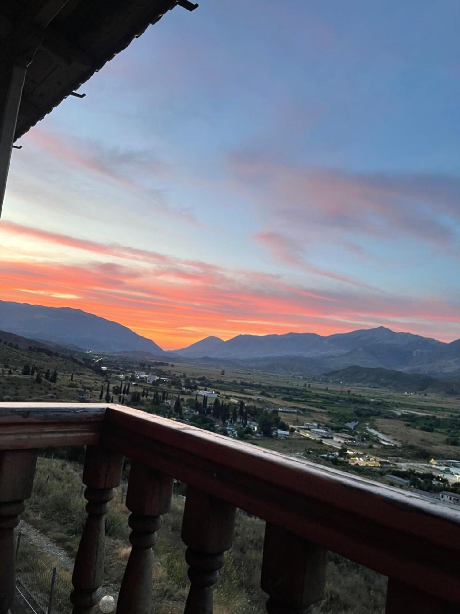 Elsa'S Villa Gjirokastër Екстериор снимка