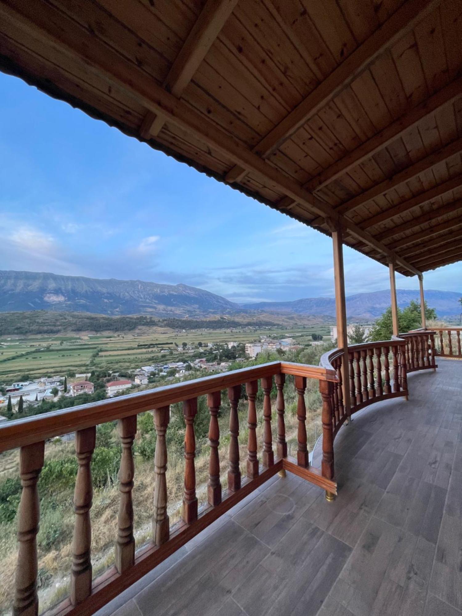 Elsa'S Villa Gjirokastër Екстериор снимка